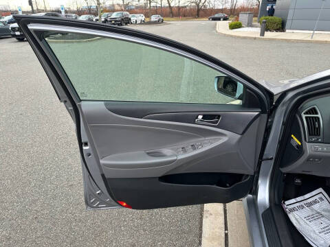 2015 Hyundai Sonata Hybrid