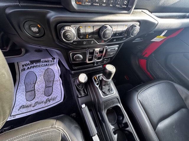 2022 Jeep Gladiator Overland