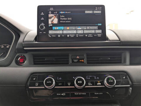 2024 Honda Pilot EX-L w/Rear Captain's Chairs