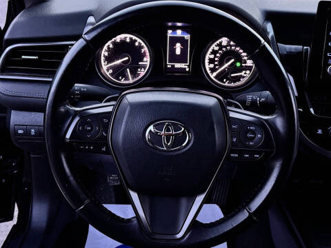 2022 Toyota Camry SE