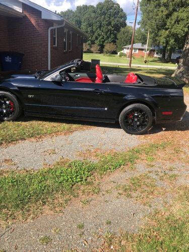 2005 Ford Mustang