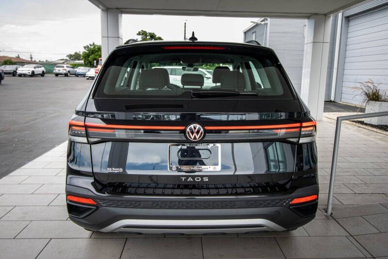 2025 Volkswagen Taos S