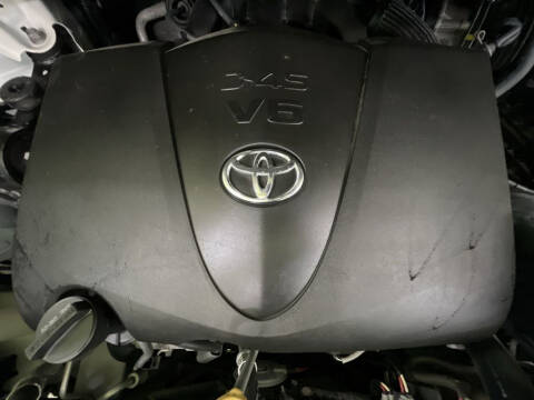 2017 Toyota Sienna SE Premium 8-Passenger