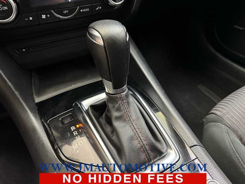 2015 Mazda MAZDA3 i Touring