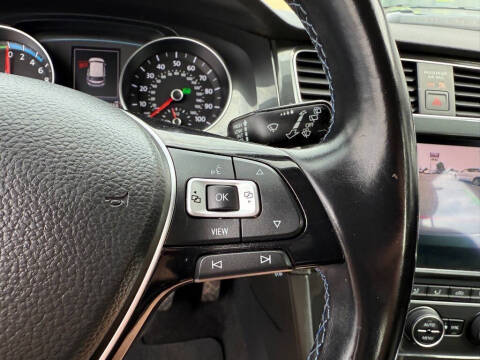 2019 Volkswagen e-Golf SE