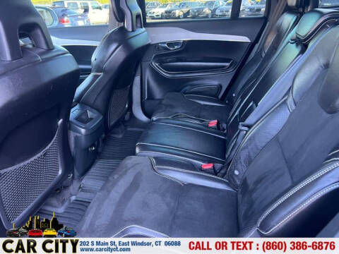 2017 Volvo XC90 T5 R-Design