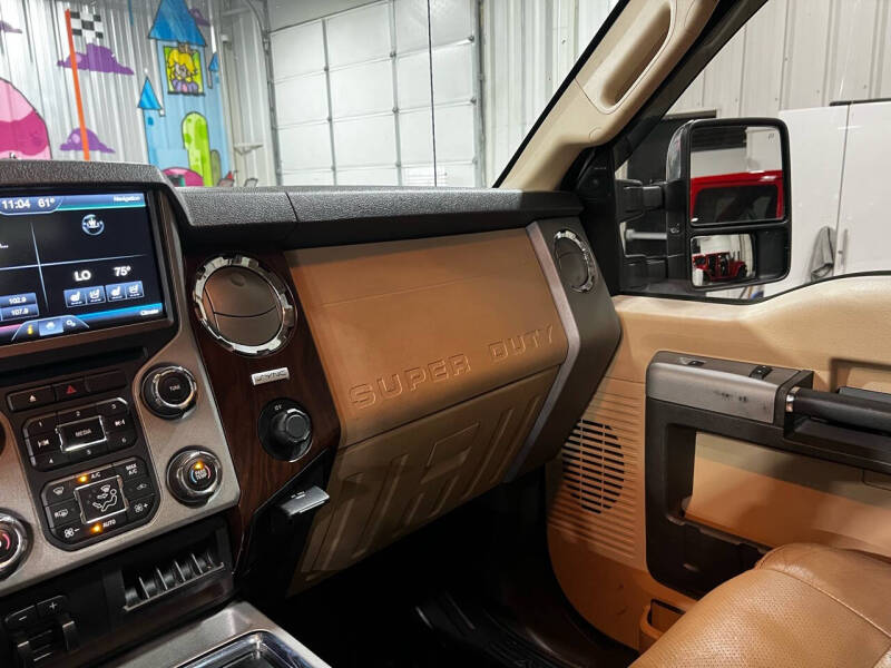 2015 Ford F-450 Super Duty Lariat