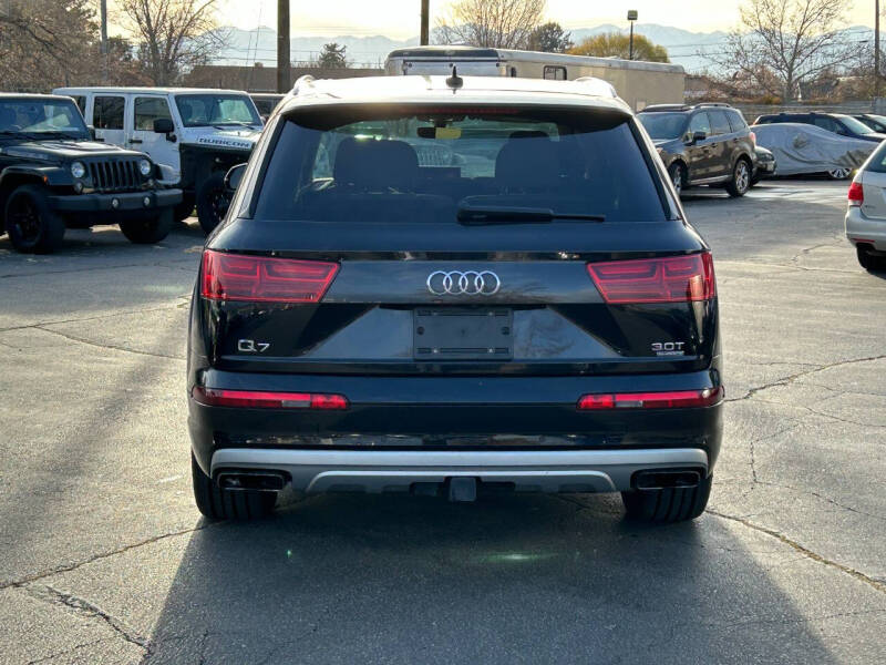 2017 Audi Q7 3.0T quattro Premium Plus