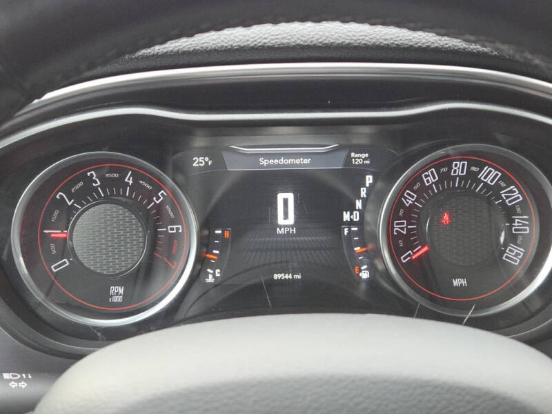 2017 Dodge Challenger SXT