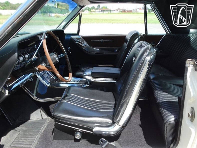 1965 Ford Thunderbird