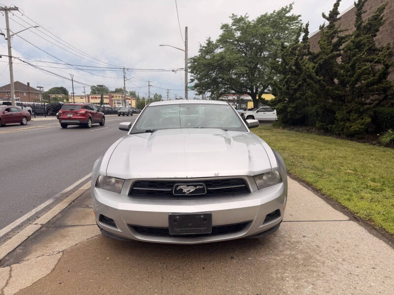 2010 Ford Mustang V6