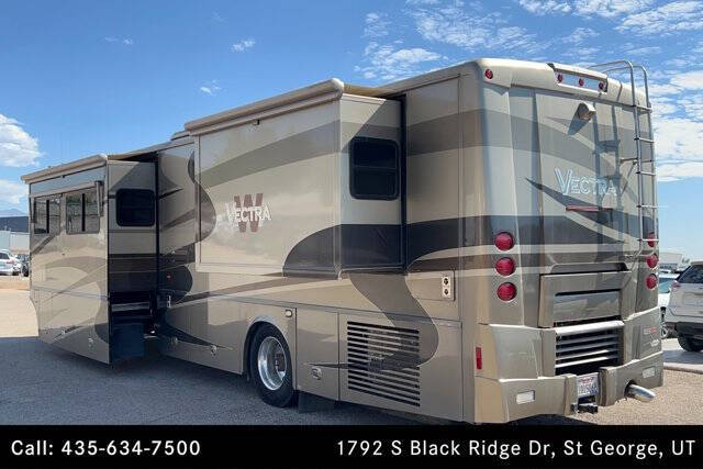 2005 Freightliner XC Chassis