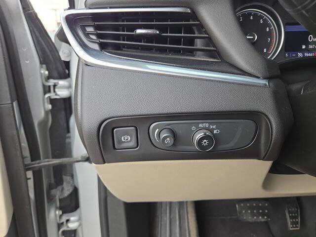 2020 Buick Enclave Essence