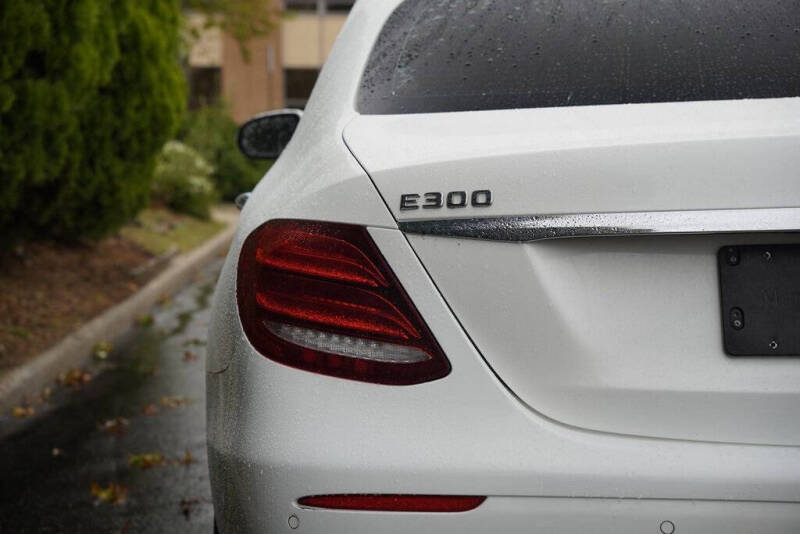 2018 Mercedes-Benz E-Class E 300