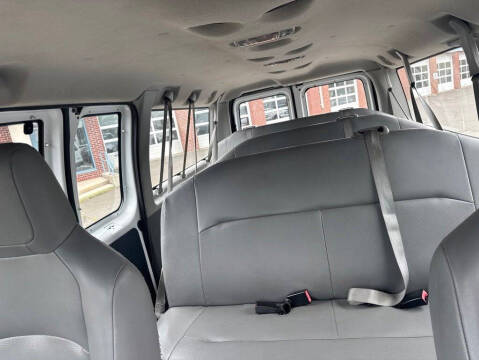 2014 Ford E-Series