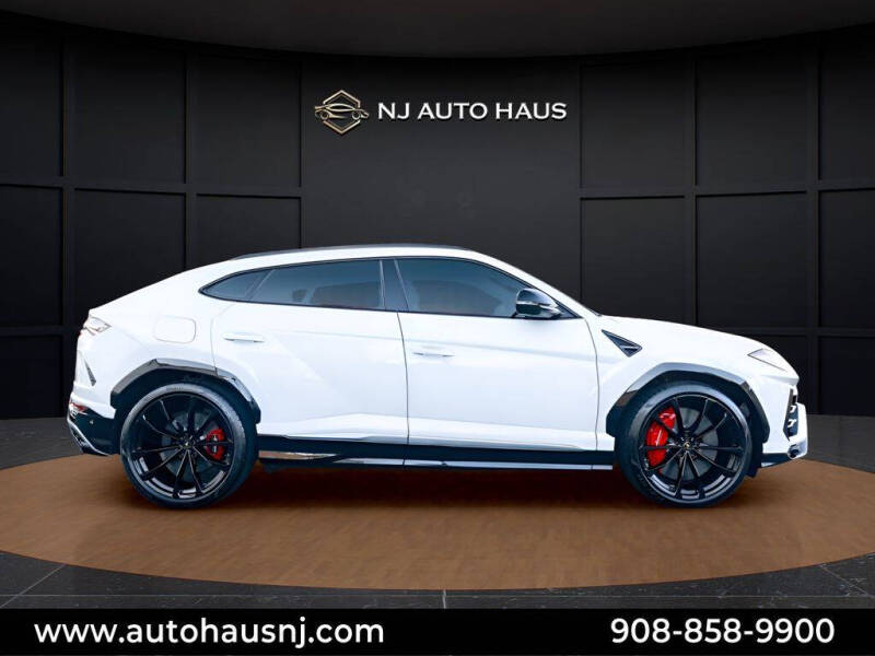 2023 Lamborghini Urus S