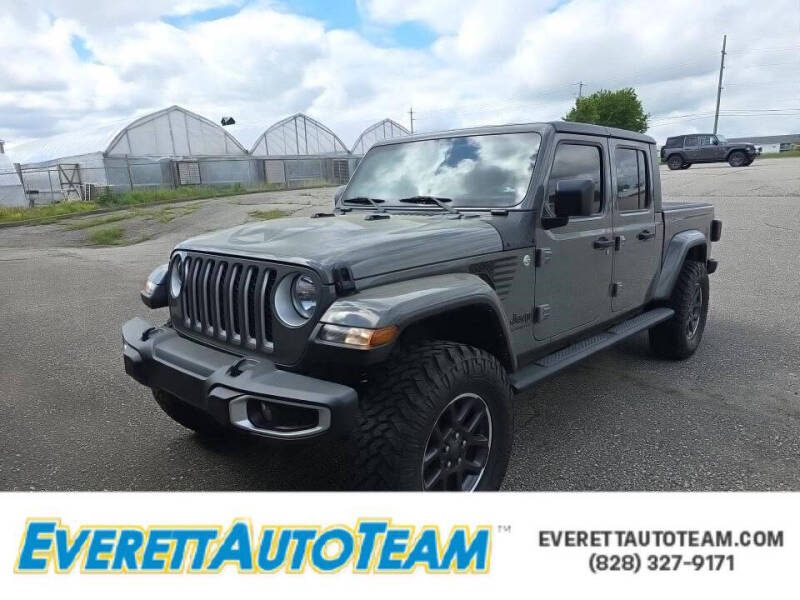 2022 Jeep Gladiator Overland