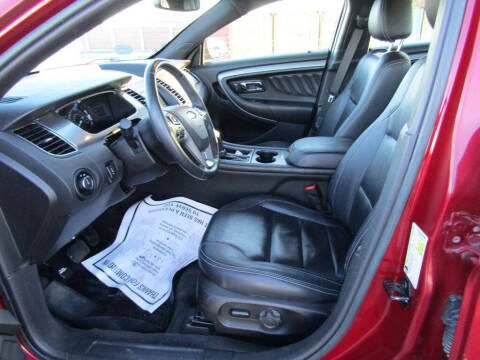 2018 Ford Taurus SEL