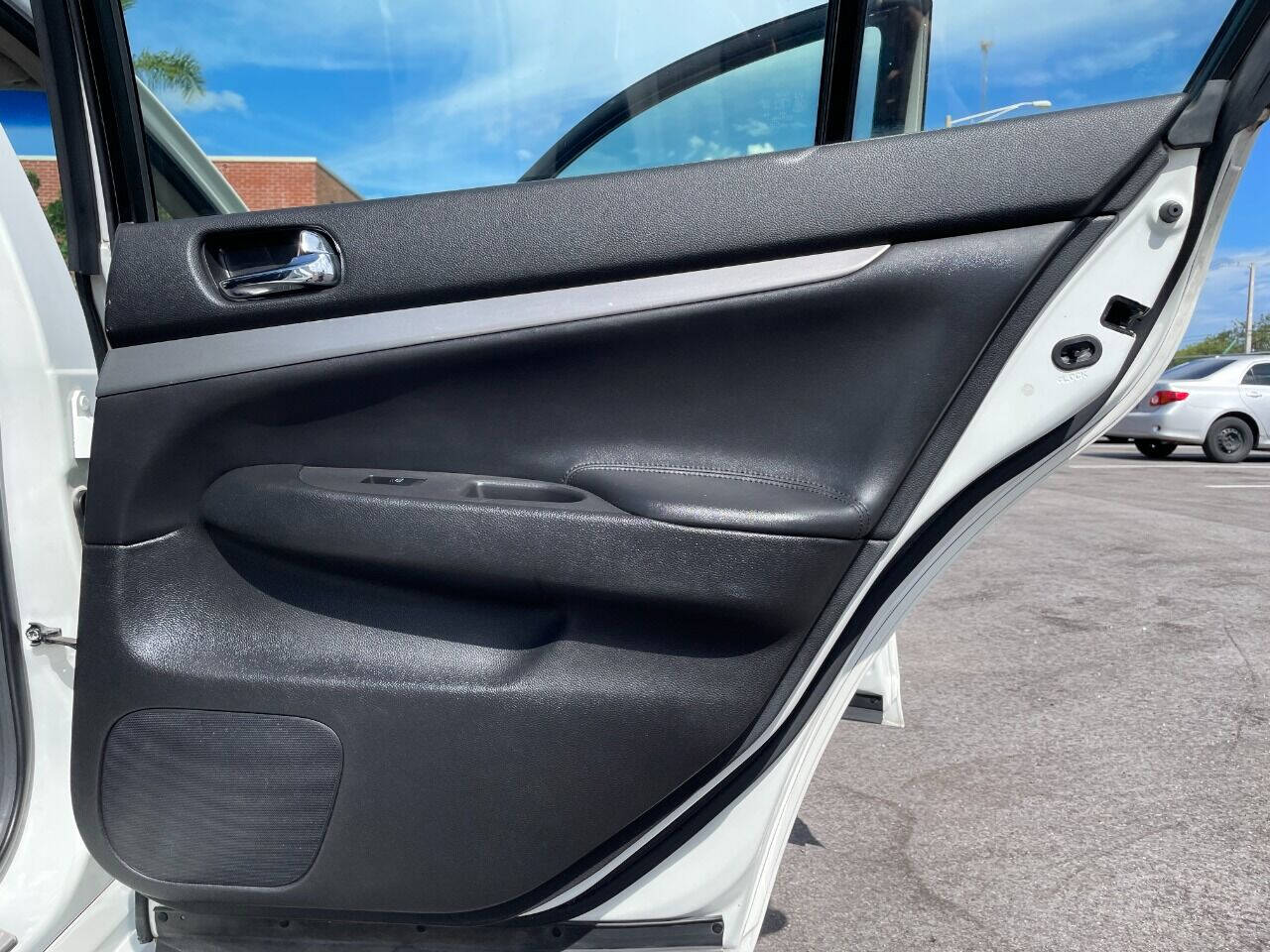 2013 INFINITI G37 Sedan