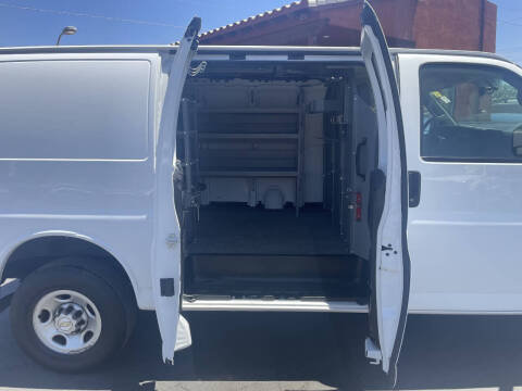 2021 Chevrolet Express 2500