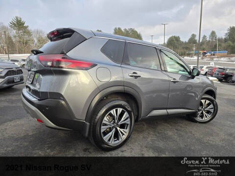 2021 Nissan Rogue SV