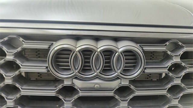 2024 Audi Q5 e quattro S line Prestg 55 TFSI