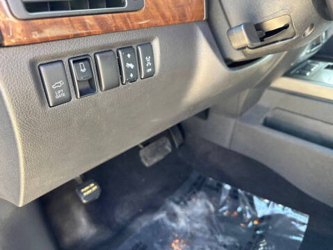 2015 Nissan Armada