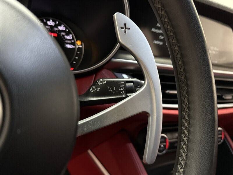 2018 Alfa Romeo Stelvio Ti Sport