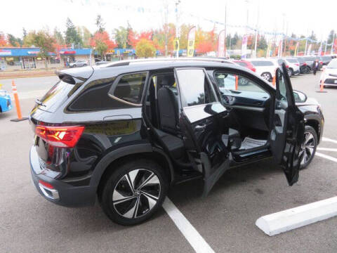 2024 Volkswagen Taos SE 4Motion