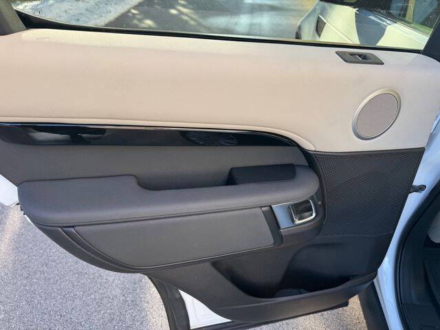 2018 Land Rover Discovery SE