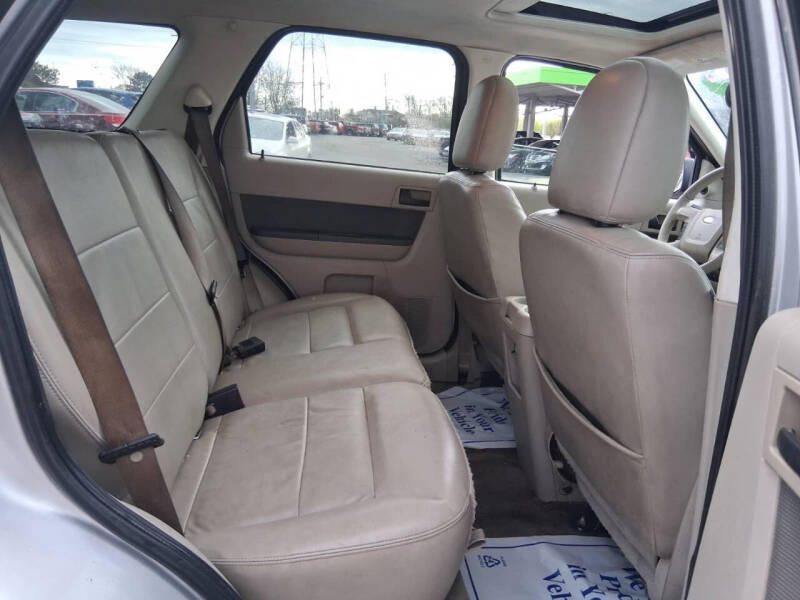 2011 Ford Escape XLT