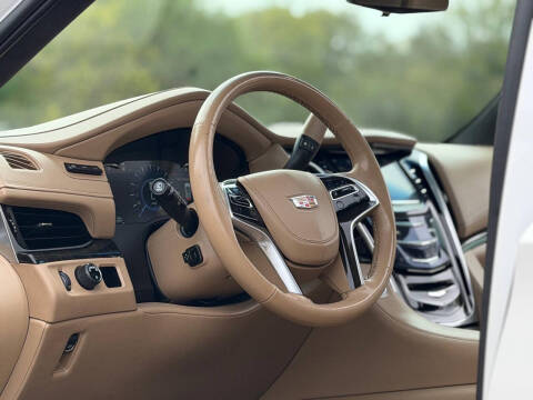 2019 Cadillac Escalade ESV Platinum