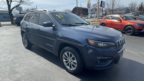 2021 Jeep Cherokee for sale at North American Credit Inc. in Waukegan IL