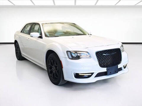 2023 Chrysler 300 Touring L