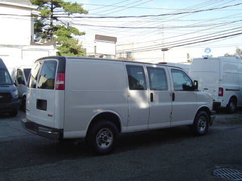 2019 GMC Savana 2500