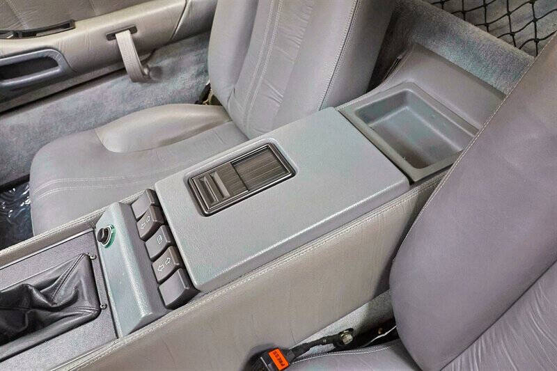 1982 DeLorean DMC-12