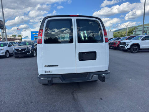 2024 Chevrolet Express 2500