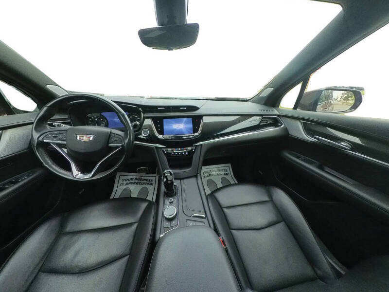 2023 Cadillac XT6 Sport