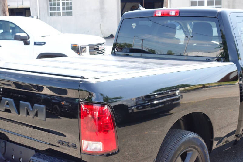 2021 RAM 1500 Classic Express