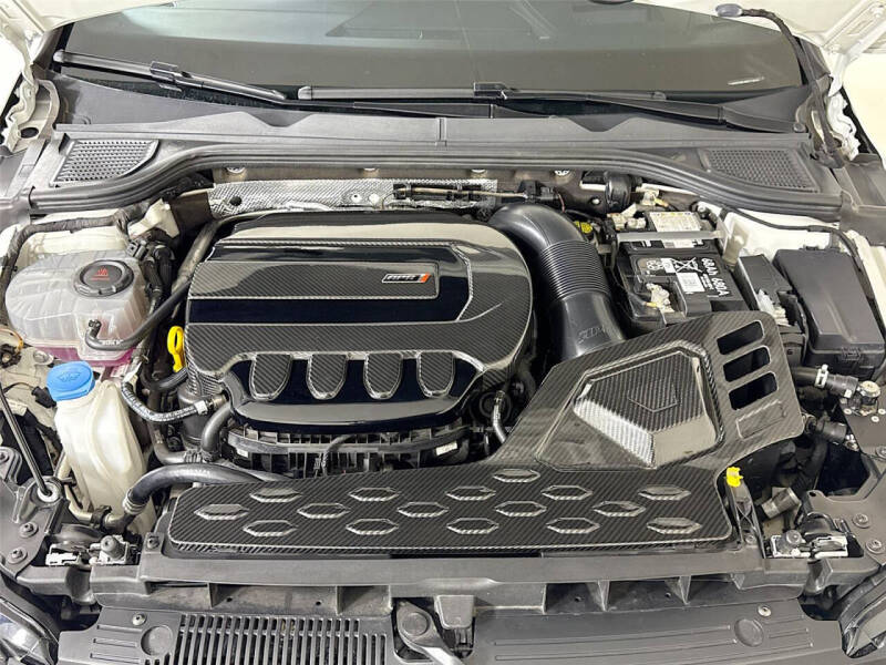 2024 Volkswagen Golf R 4Motion