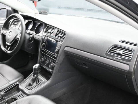 2021 Volkswagen Golf TSI