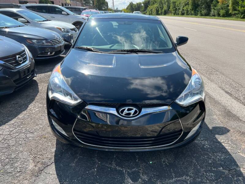 2013 Hyundai Veloster for sale at NORTH CHICAGO MOTORS INC in North Chicago IL
