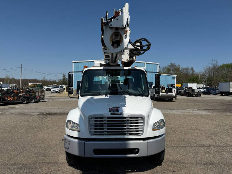 2019 Freightliner M2 106