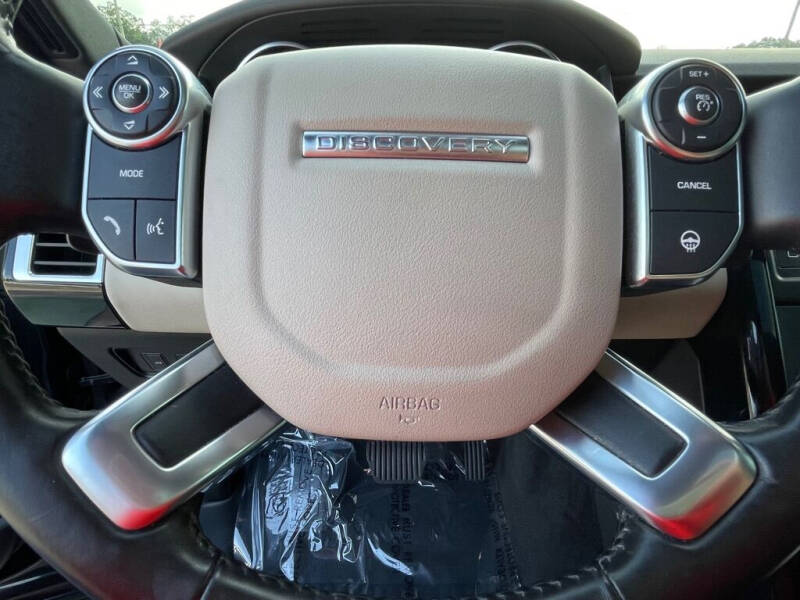 2017 Land Rover Discovery SE