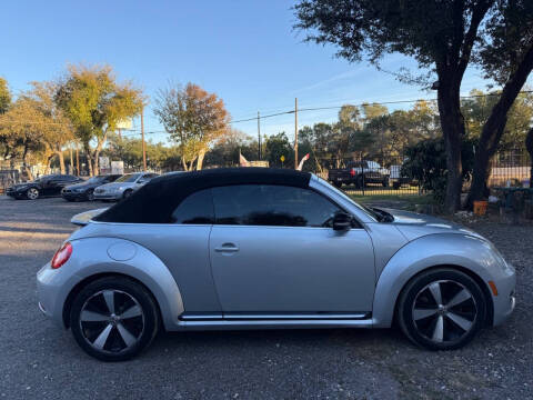 2013 Volkswagen Beetle Convertible Turbo