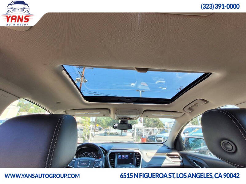 2017 GMC Acadia Denali