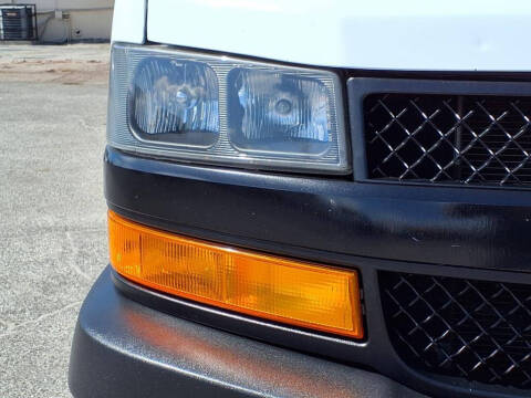 2020 Chevrolet Express 2500