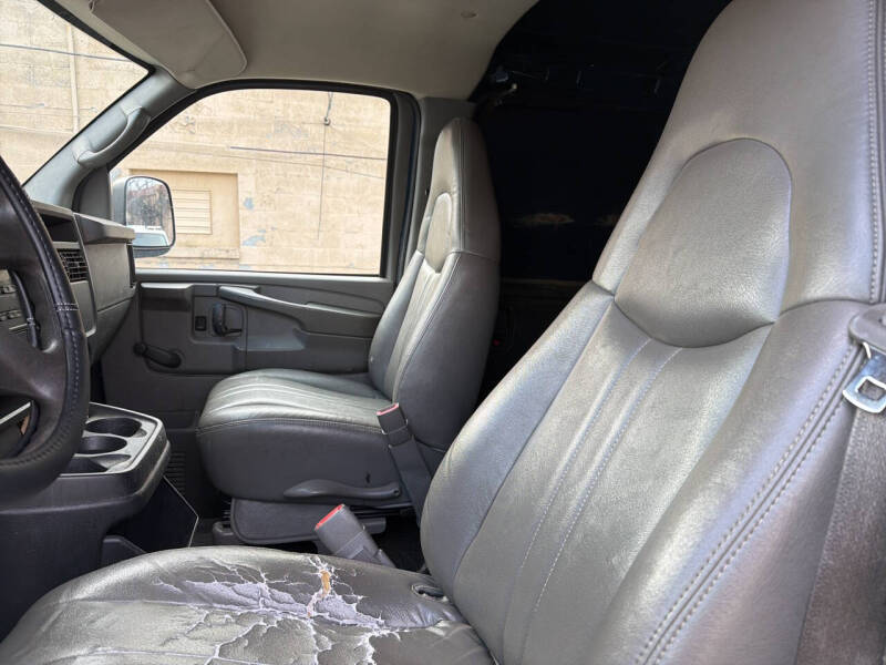 2004 Chevrolet Express 3500