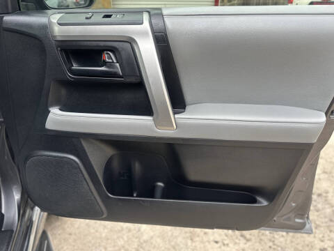 2013 Toyota 4Runner SR5