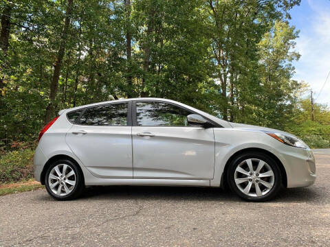 2013 Hyundai Accent for sale at Garber Motors in Midlothian VA